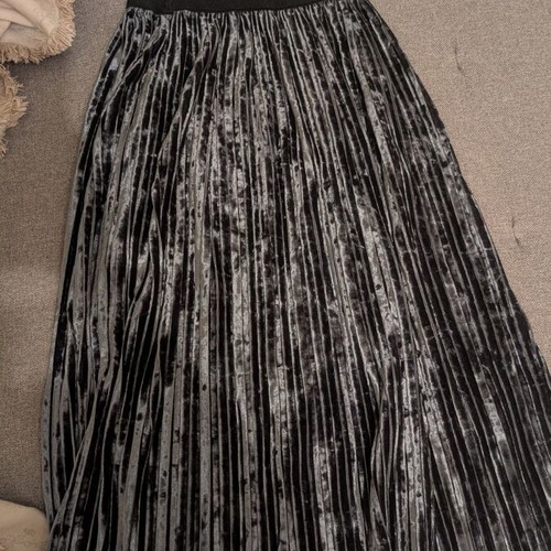 Velvet maxi skirt used, size M, gray