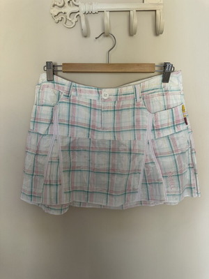 O'Neill skirt like new with pastel check pattern and embroidered logo