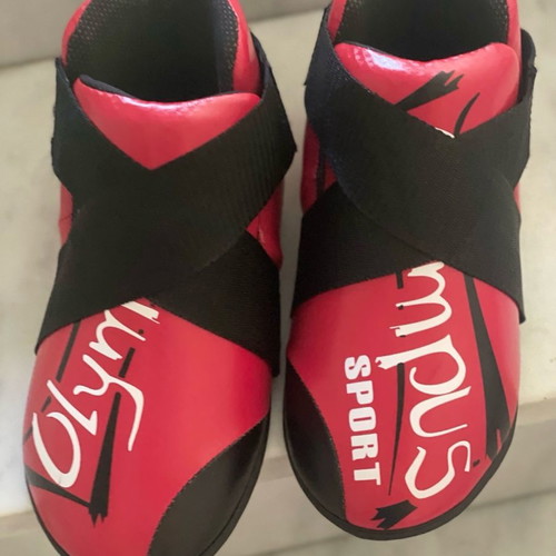 Taekwondo Pointfighting Shoes with Carbon Fiber PU Olympus new