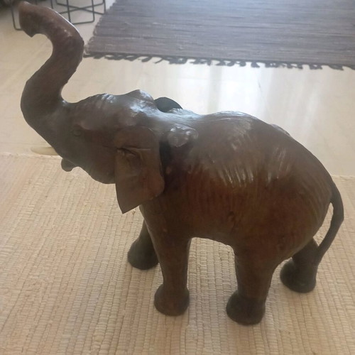 Elephant handmade leather like new