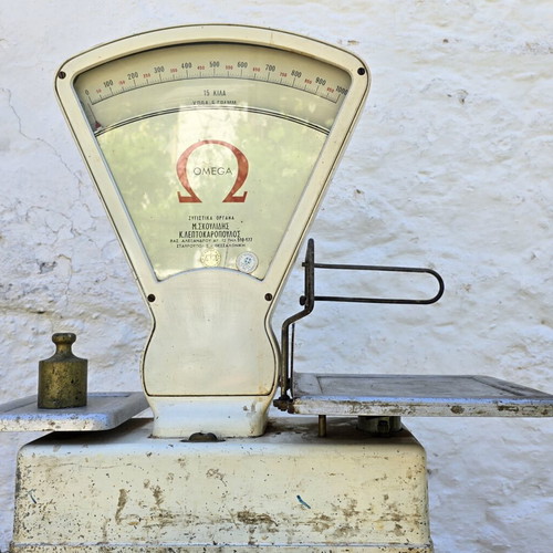 Weight scale used, 15-20 years old, functional