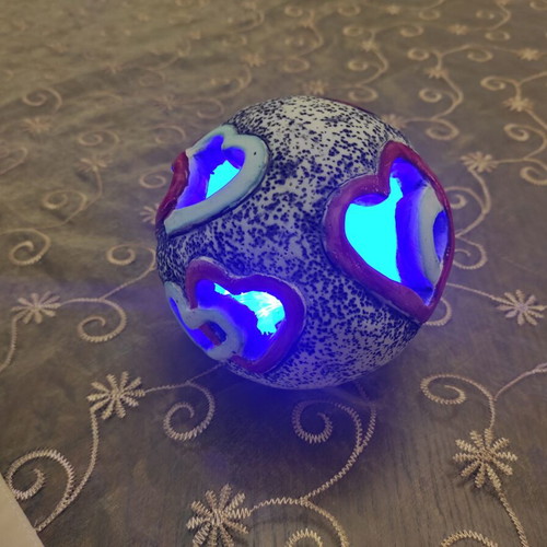 Table ceramic decorative ball new with battery lights