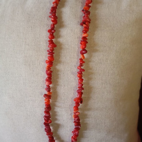 Necklace long summer coral like new