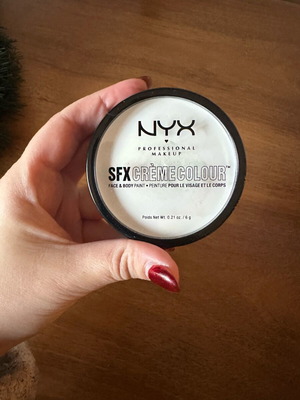 NYC SFX Creme Color white like new