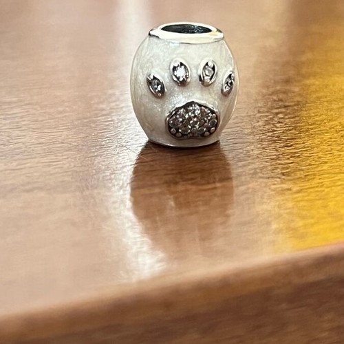 Dog paw charm Silver 925 like new, lightly worn