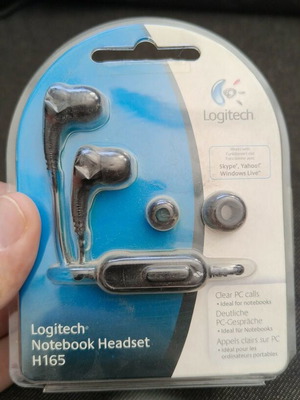 Logitech Notebook Headset H165 earbuds set new