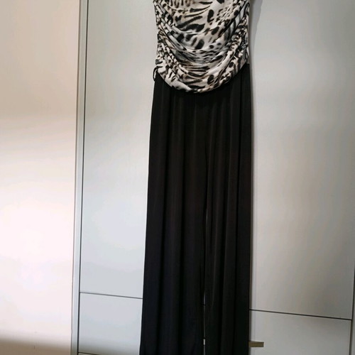 Strapless one-piece jumpsuit like new, size M