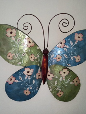 Διακοσμητική πεταλούδα τοίχου Bizart Gallery σαν καινούργια, μέταλλο με σμάλτο