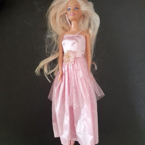 Κούκλες Barbie μεταχειρισμένες, δύο τεμάχια