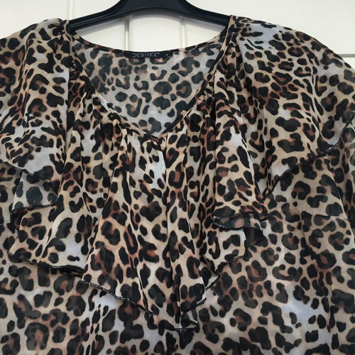 Desiree blouse new, size S comfortable