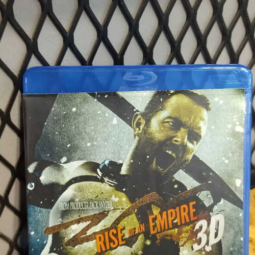 300 Rise of an Empire Blu-ray 3D + 2D like new, two discs