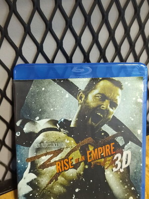 300 Rise of an Empire Blu-ray 3D + 2D like new, two discs