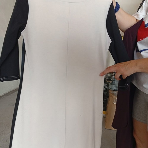 Office dress like new, black and white, straight fit