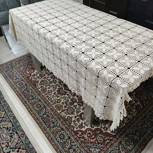 Handmade Crochet Tablecloth like new, 1.85m x 1.45m, vintage 1980s