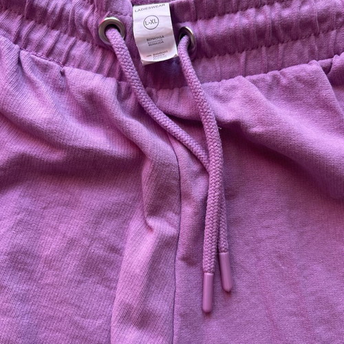 Cotton shorts with elastic waist L-XL, like new, lilac
