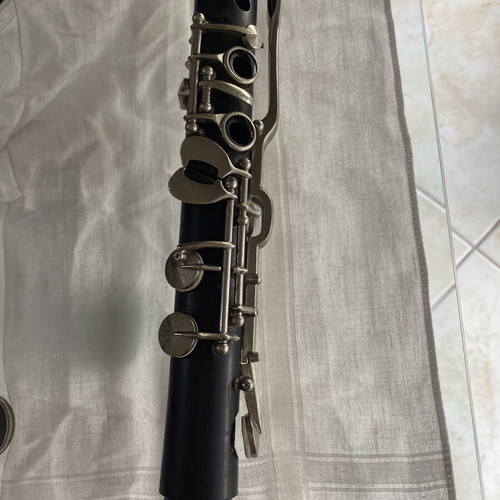 Clarinet Si-bemol (Bb) used, ebony with free carrying case