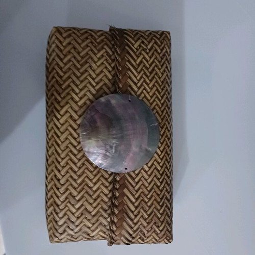 Handmade brown baboo clutch bag new with shell decoration
