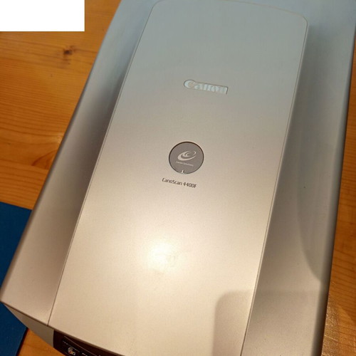 Canon CanoScan 4400F professional scanner like new