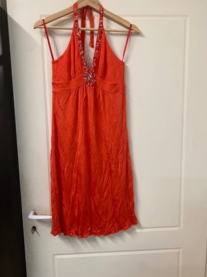 Cam dress used orange with stones and impressive back size S