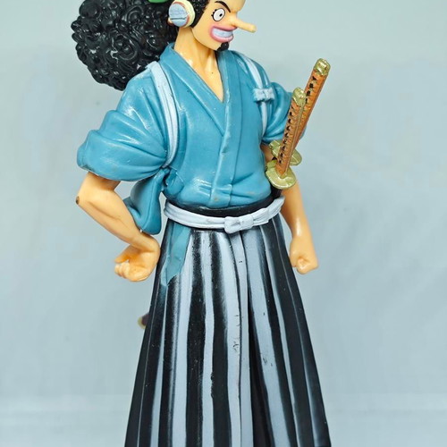 Usopp collectible figure Wano Country version 17cm like new