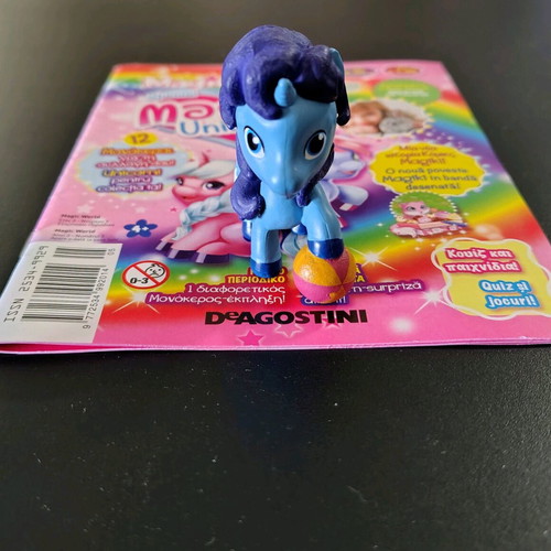 Magiki Unicorn DeAgostini like new with book, color changing