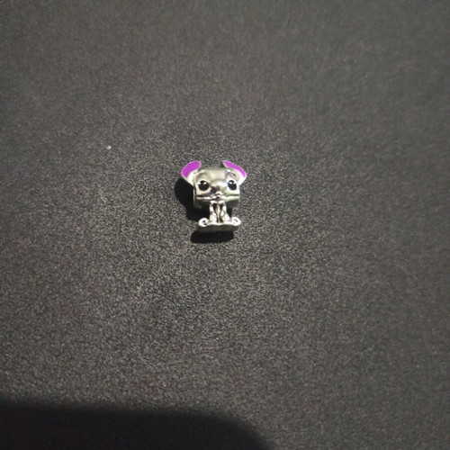 Charm Stitch in excellent condition