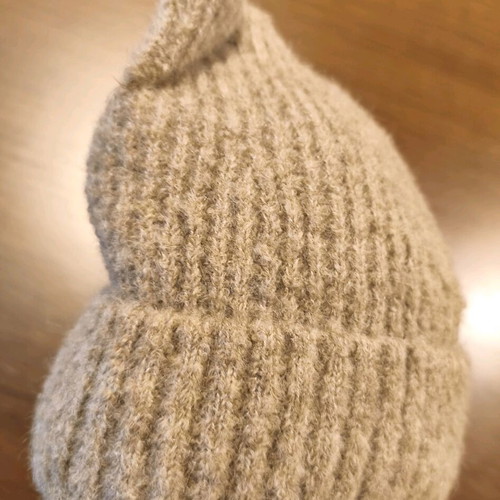 Knitted cat ears hat new, one size, beige