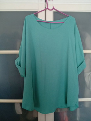 Kiki Moda summer tunic in turquoise, like new, size 1XL-2XL plus size