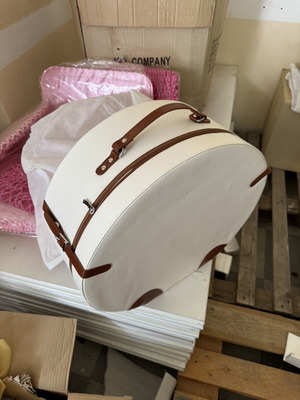 Hatbox set with mirror and small suitcase, new