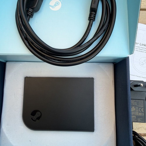 Steam Link streaming device