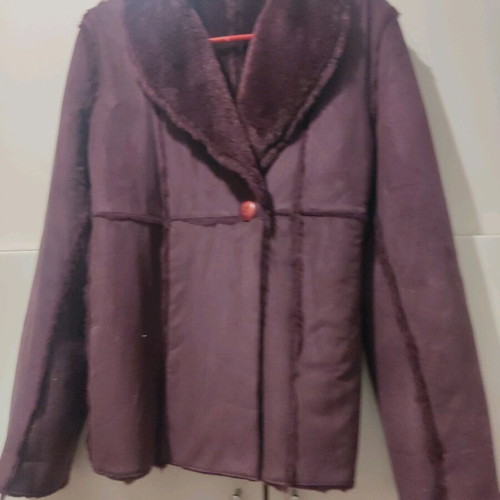 Max Mani women's fluffy jacket like new, size L