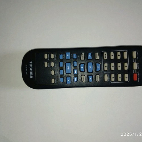 Toshiba SE R0301 DVD remote control like new