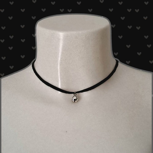 Choker bell thin suede like new