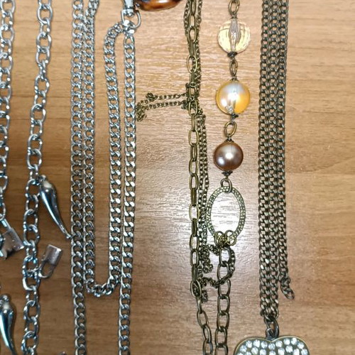 Neck chains used, pack of 5 pieces