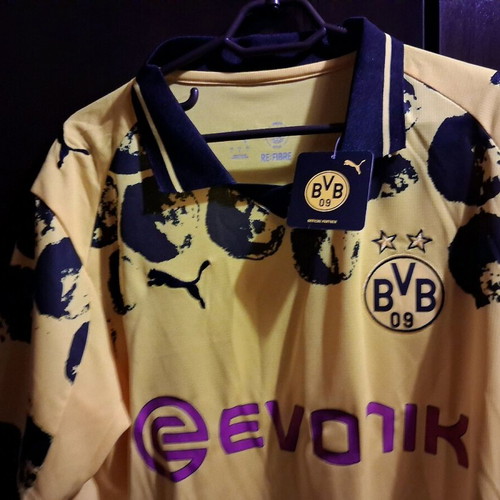 Borussia Dortmund Home Jersey new, authentic, size Large