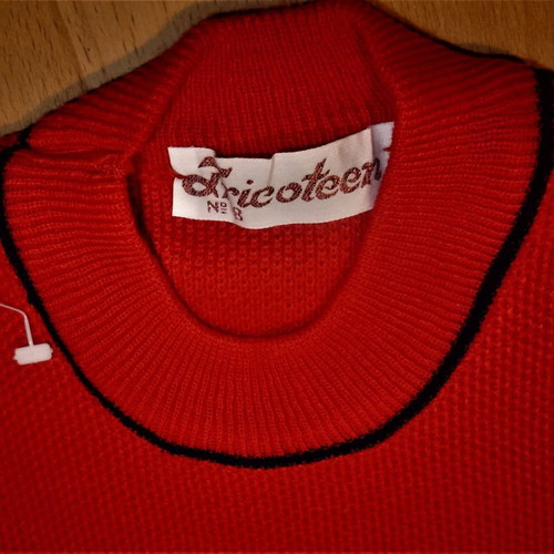 Tricoteen knitted kids sweater new, size 8, 80s vintage