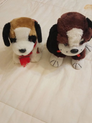 Plush dog set used, pack of 2