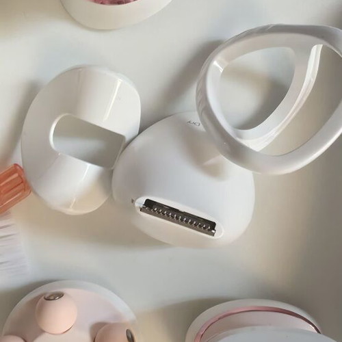Philips BRE740/90 epilator set for body hair removal like new