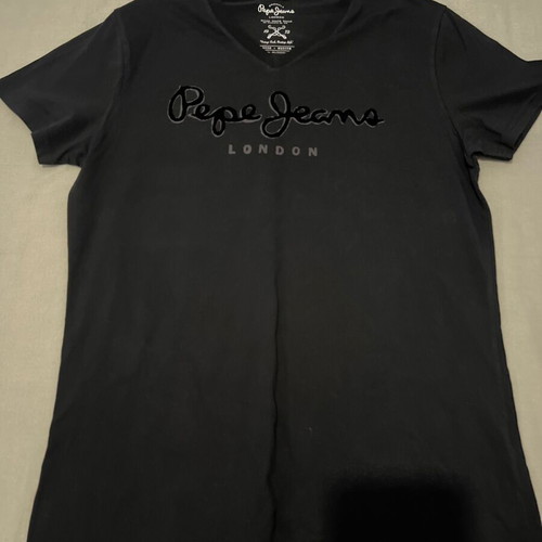 Pepe Jeans t-shirt size M black like new