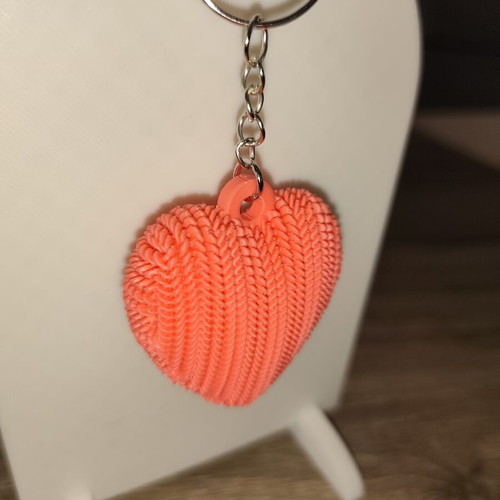 Knitted Heart Keychain new, 3D printed textured design