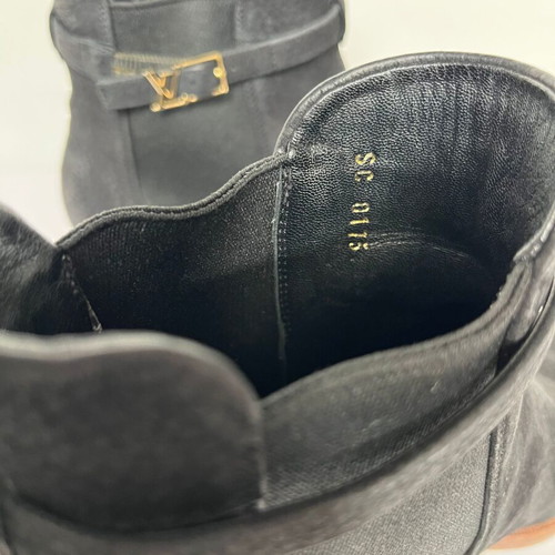 Louis Vuitton leather ankle boots used, size 38.5, black