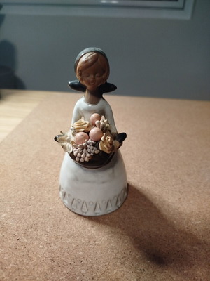 Porcelain figure Porcegama Valencia Spain used, handmade, 14 cm