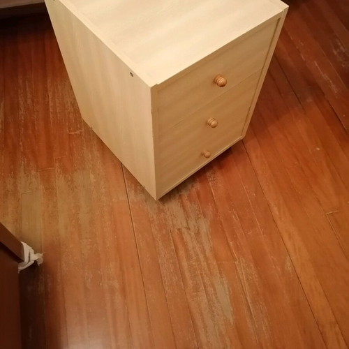 Wooden office drawer cabinet with 3 drawers and wheels like new