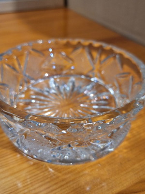 Crystal bowl new for nuts and candies