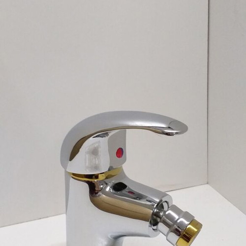 Bathroom faucet A-305 new with all accessories