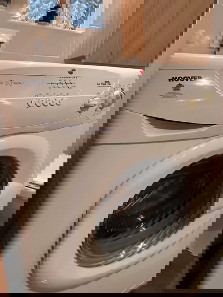 Πλυντήριο Hoover σε Κατάσταση Βιτρίνας – Άψογο | 150€