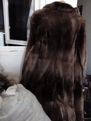 Fur coat new from beaver animal leather brown size Medium