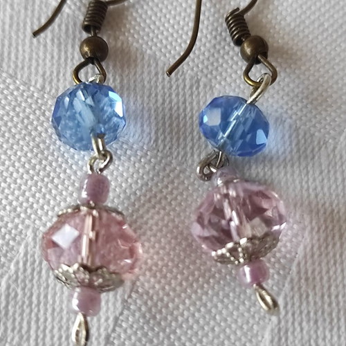 Handmade earrings with beads new, pink