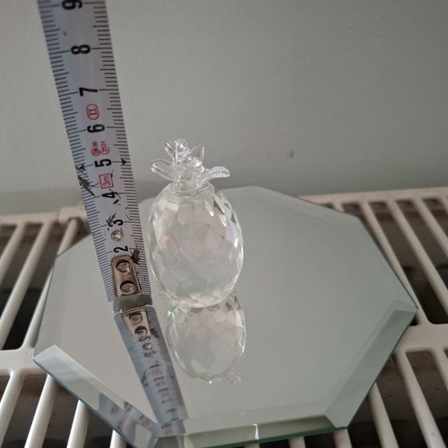 Crystal decorative pineapple like new