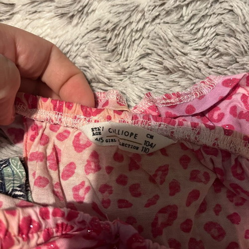 Set of 3 one-piece shorts like new, 104-110 cm